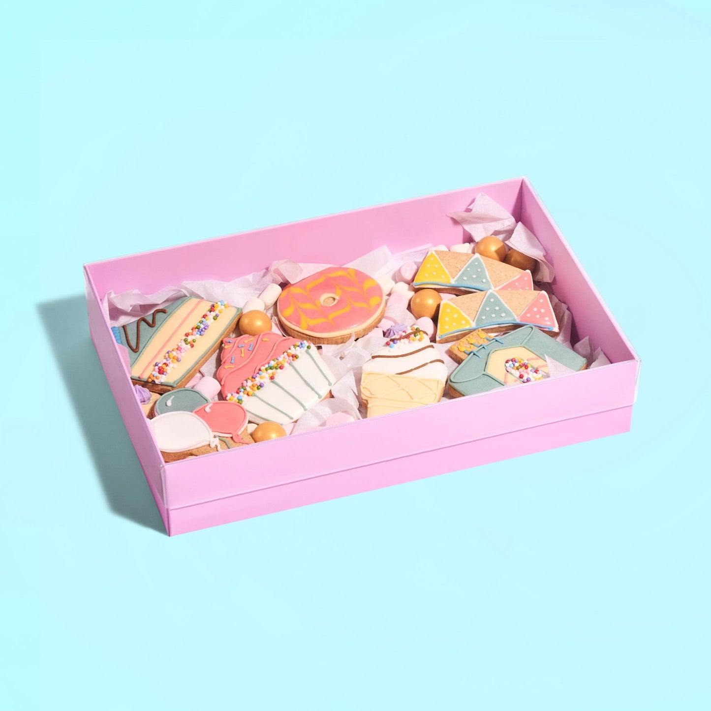 Lilac Deluxe Treat Boxes with Clear Lid